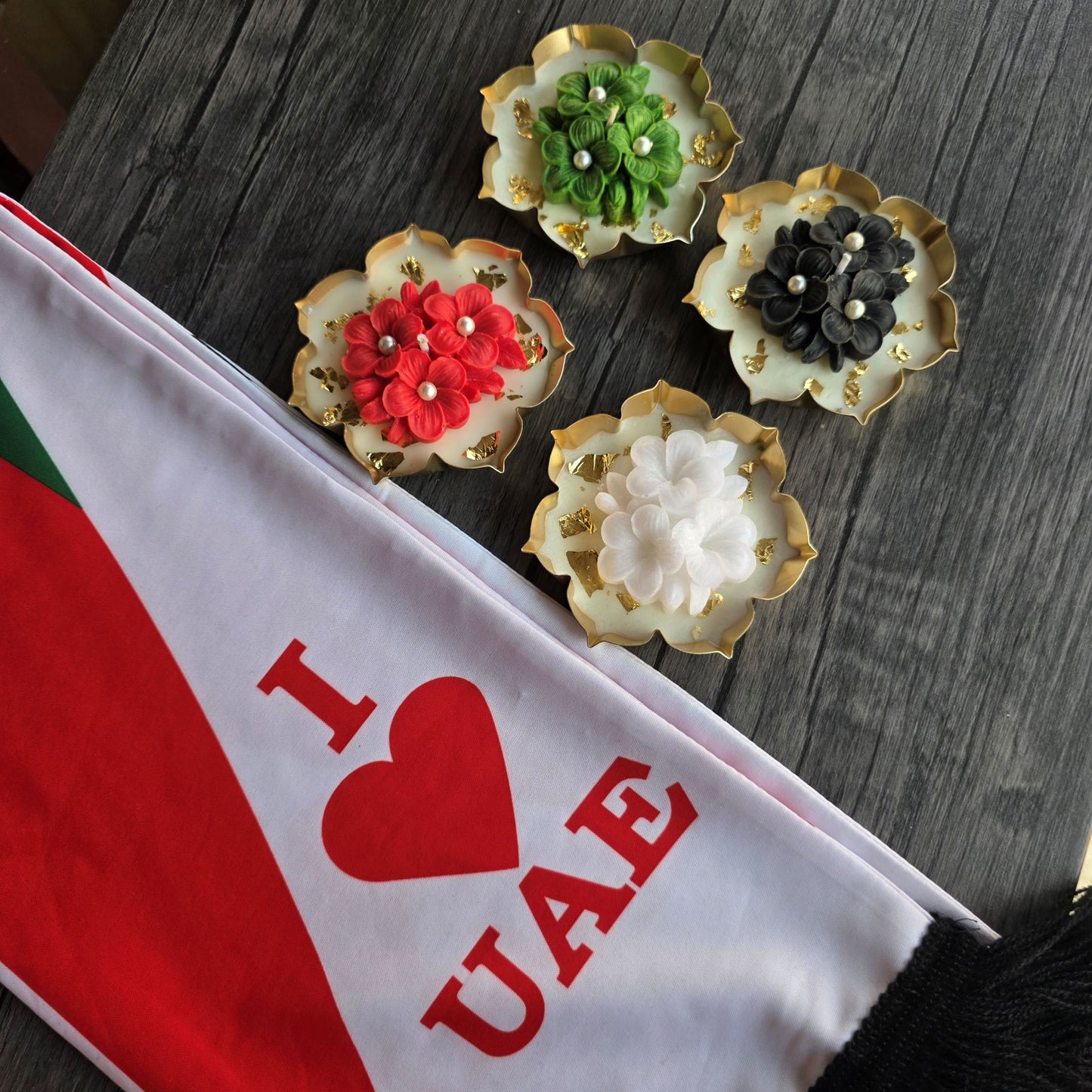 Flower Theme Candle Set of 4