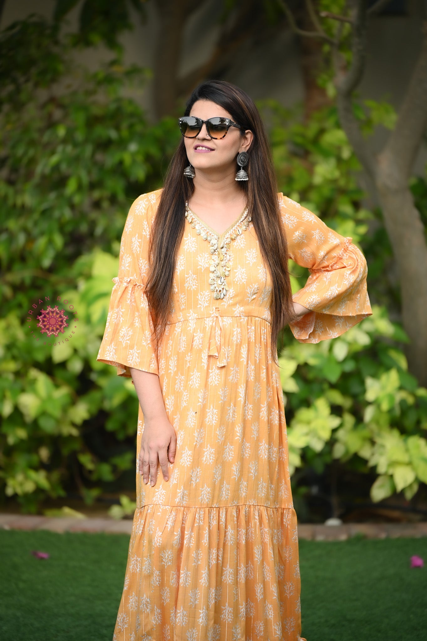 Long Maxi Dress With Shell Lace