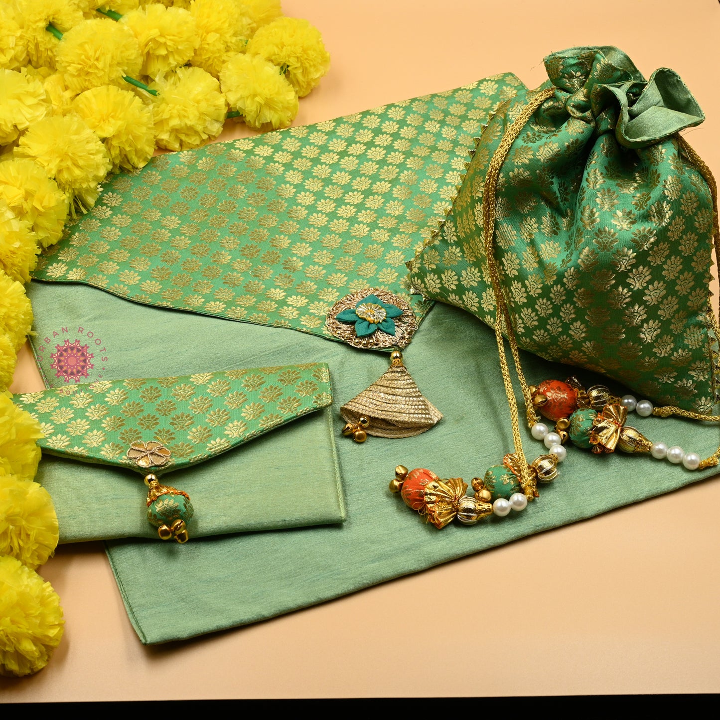 Festive Gift Packing - Urban Roots