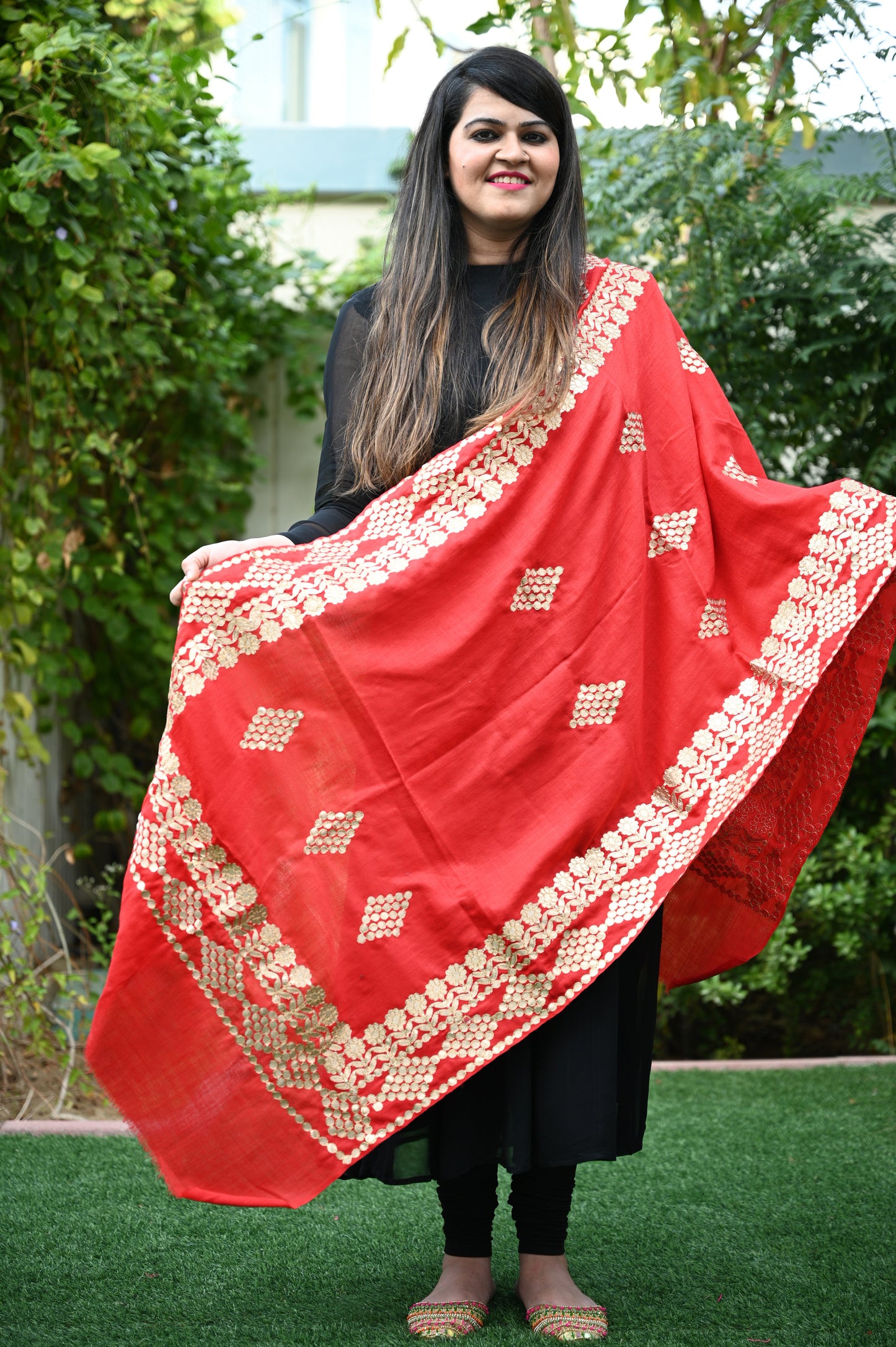 Pashmina Silk Gota Patti Stole - Urban Roots