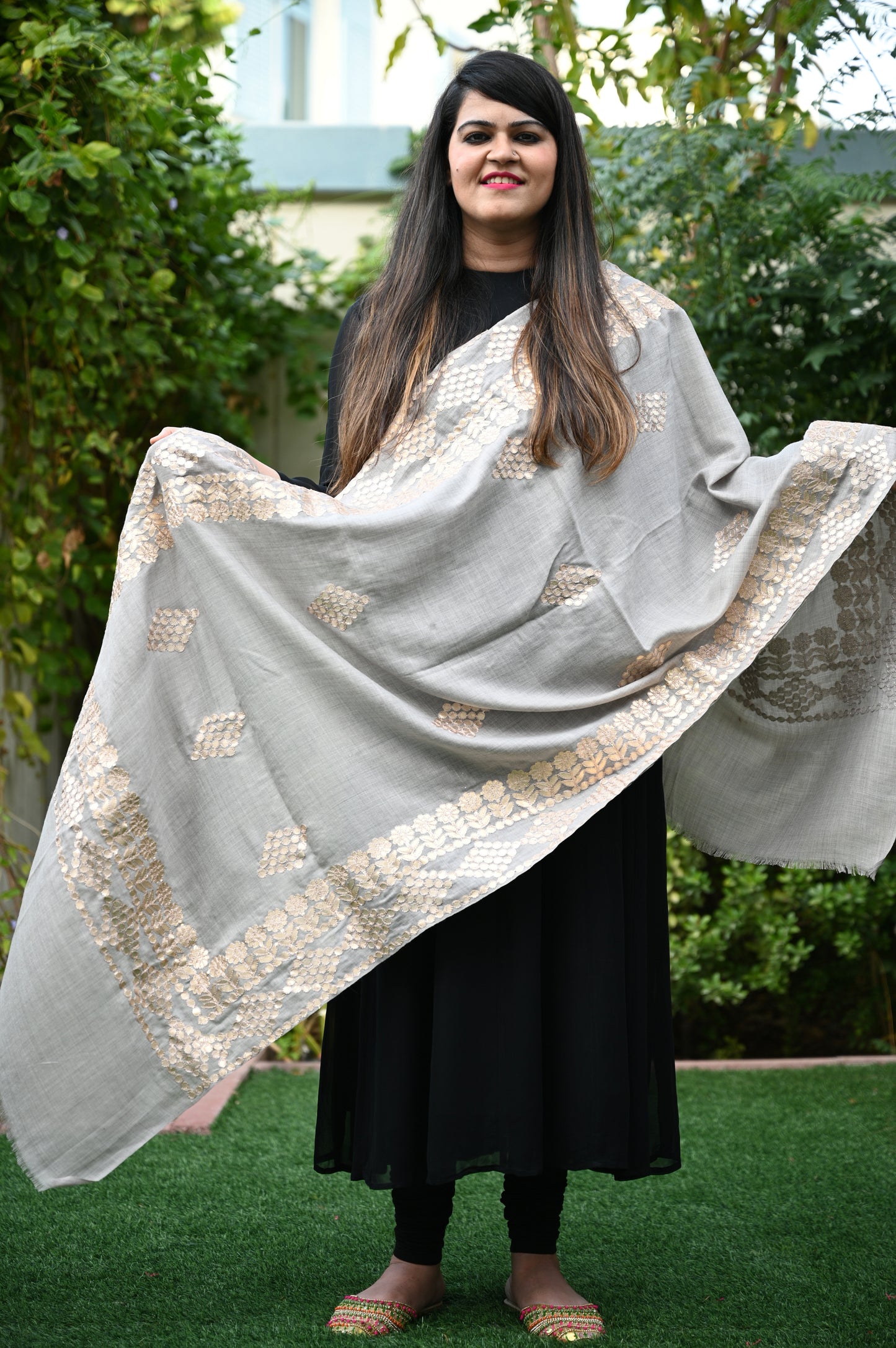 Pashmina Silk Gota Patti Stole - Urban Roots