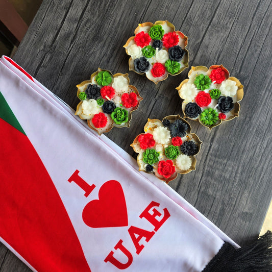UAE National Day Roses Theme Candle Set of 4