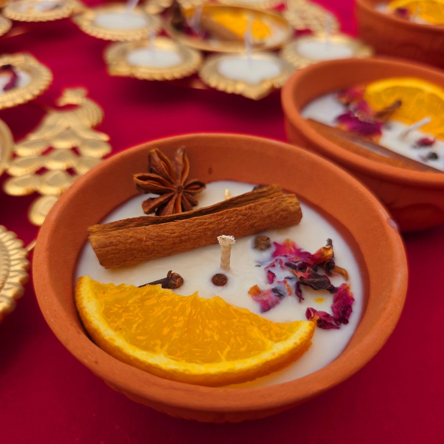 House of Aura Candle