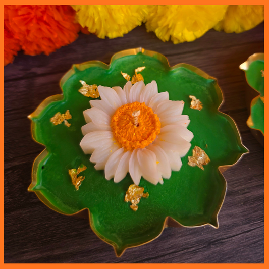 Green Sunflower Urli Candle
