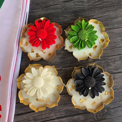 Flower theme candle set of 4