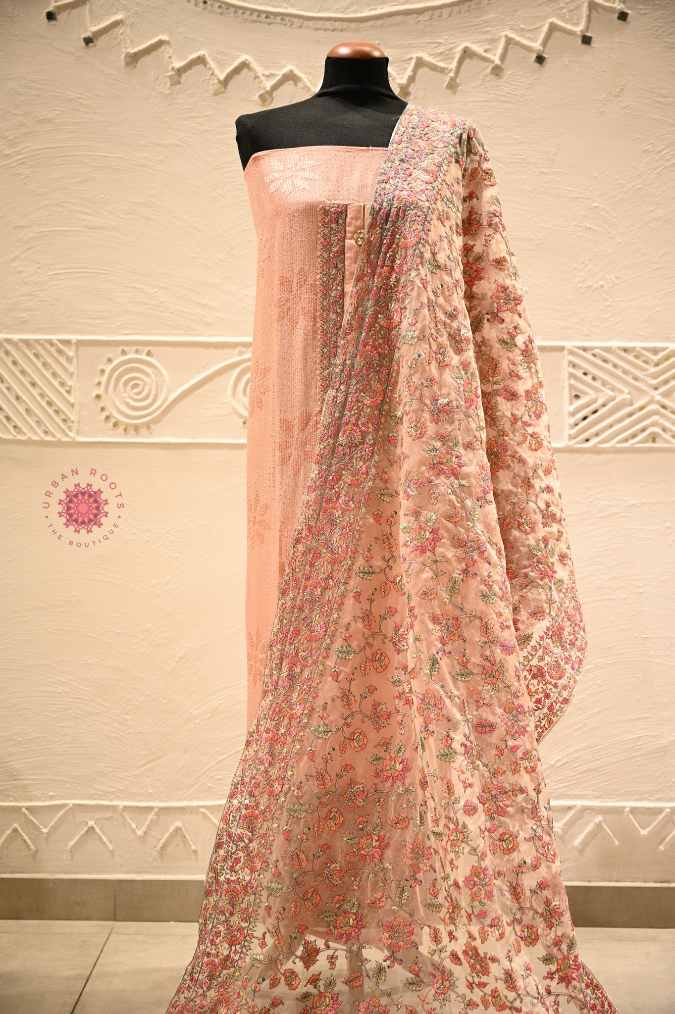 Georgette Festive Suit With Organza Dupatta