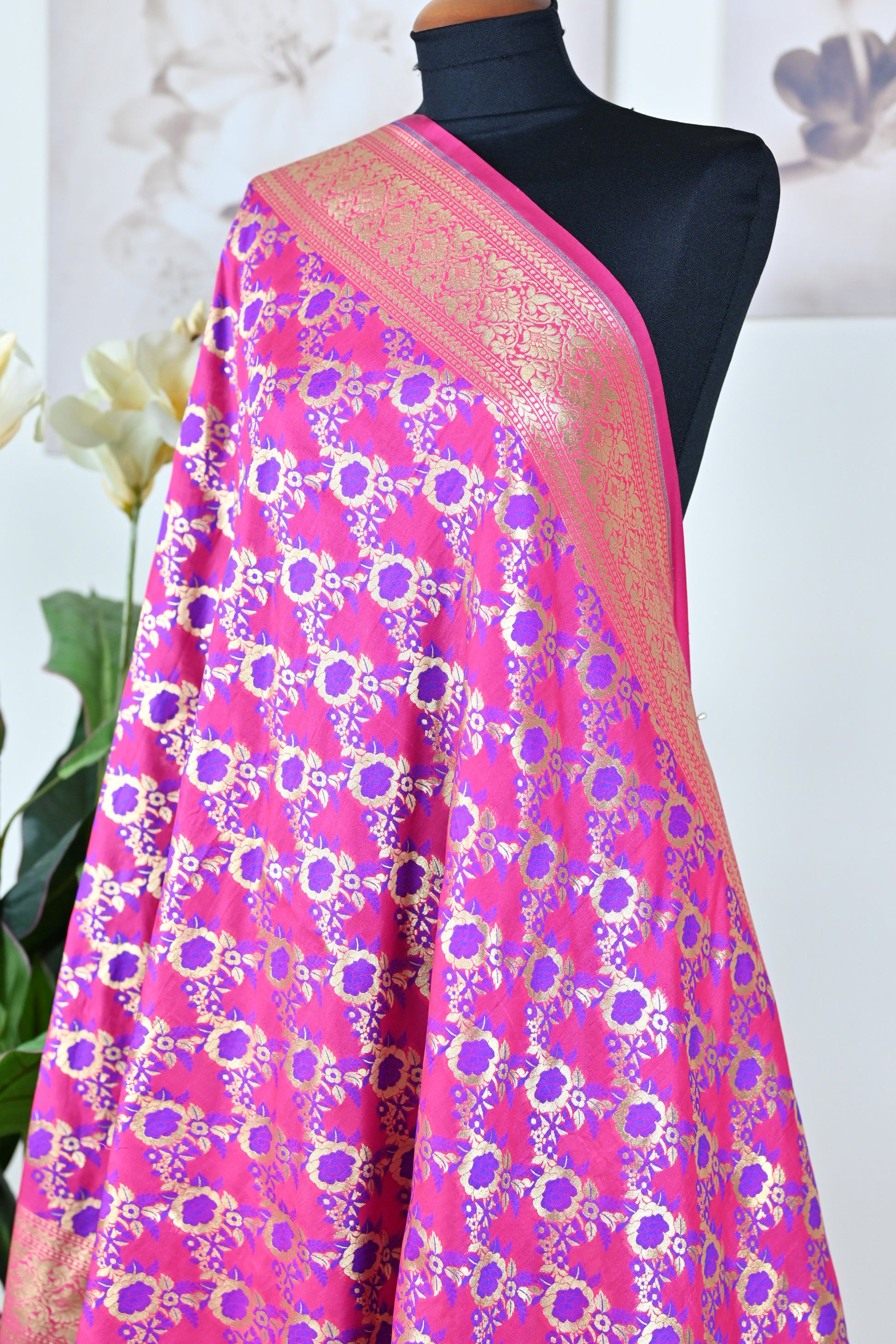 Banarasi Silk Dupatta - Urban Roots