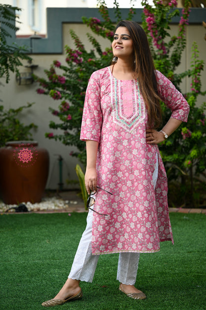 Block Printed Stitched Cotton Kurti With Gota / Lace Work