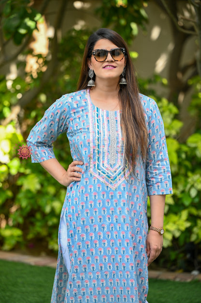 Block Printed Stitched Cotton Kurti With Gota / Lace Work