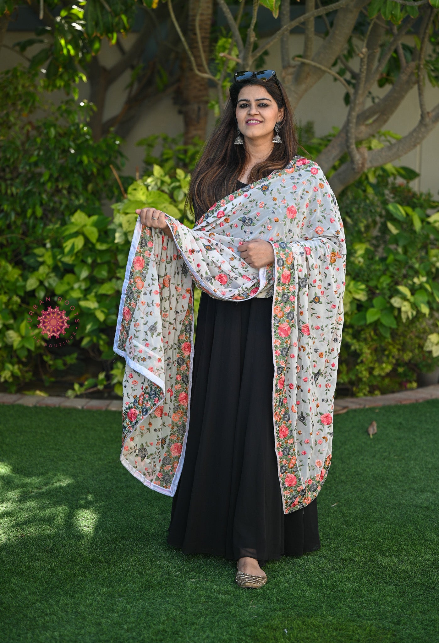 Parsi Gara Embroided Georgette Dupatta