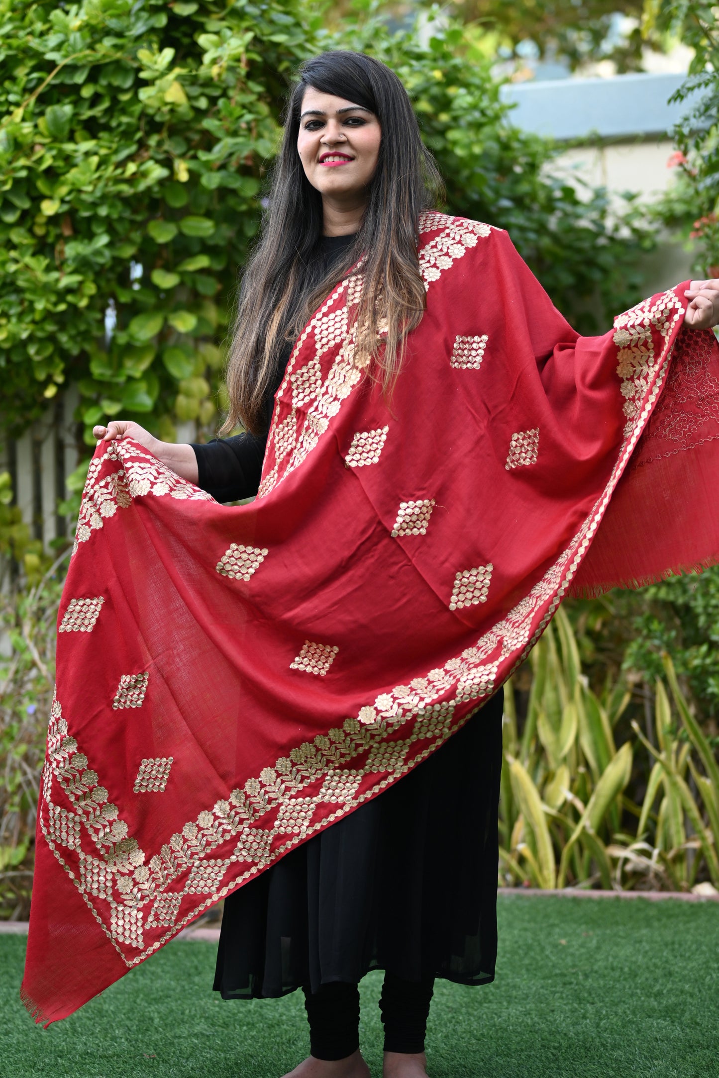 Pashmina Silk Gota Patti Stole - Urban Roots